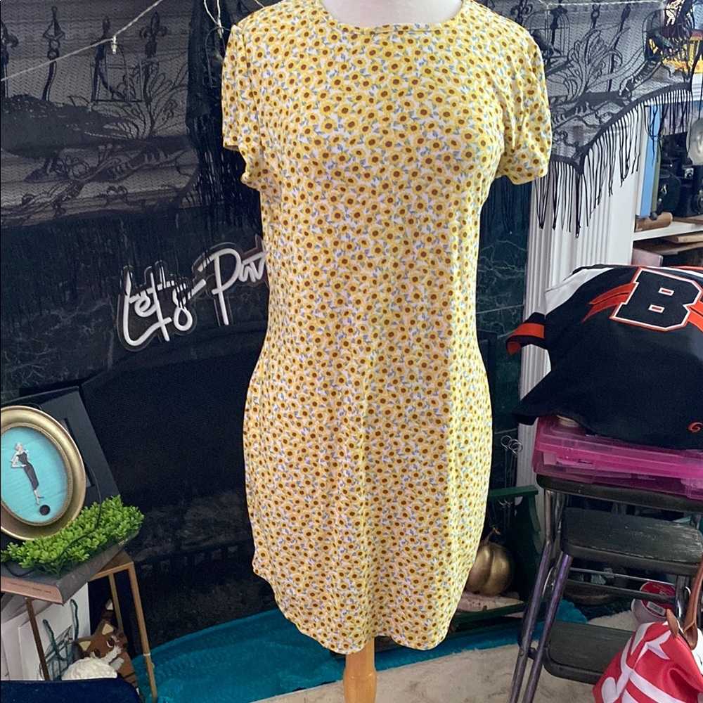 No Boundaries Yellow Cream Sheath Mini Dress